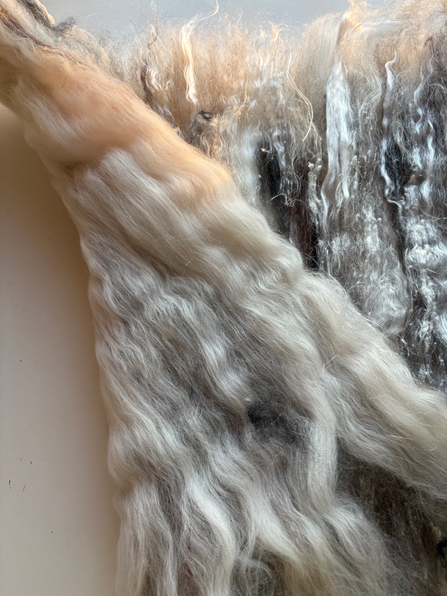 2.60oz UNDYED chunky scrappy fiber art batt, alpaca wool sari silk waste mohair suri alpaca flax. natural